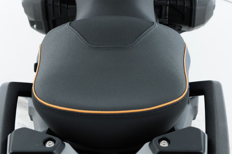 BMW R 1300 GS Ergonomics - Wunderlich "Active Comfort" (Heating) Seat