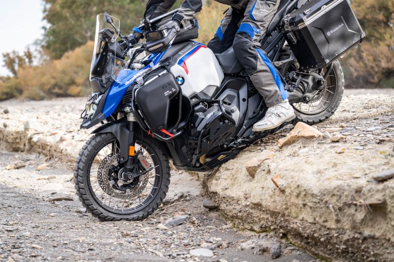 BMW R 1300 GS / Adventure Protection - Oil Level Sensor Guard