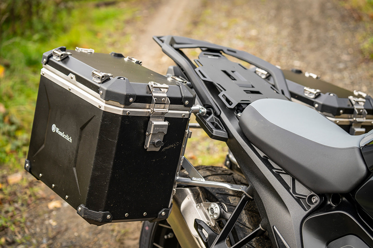 BMW R 1300 GS Luggage - Sidecases EXTREME Cases
