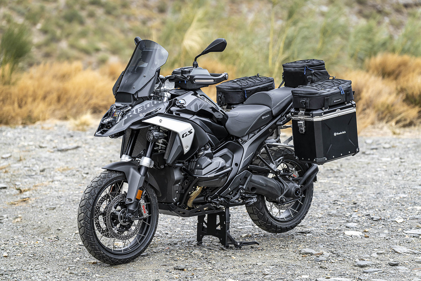 BMW R 1300 GS Luggage - Sidecases EXTREME Cases