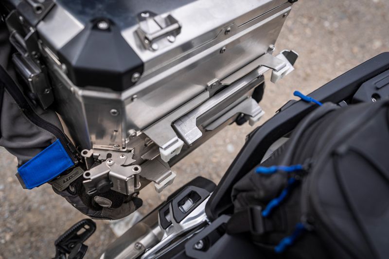 BMW R 1300 GS ADVENTURE LUGGAGE - 45L SIDECASES EXTREME DIRECTLOCK