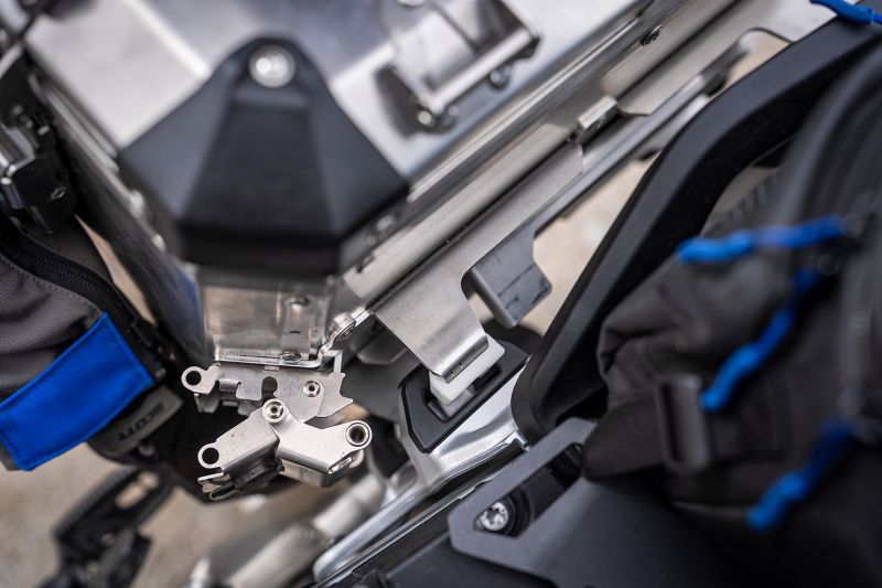 BMW R 1300 GS ADVENTURE LUGGAGE - 45L SIDECASES EXTREME DIRECTLOCK