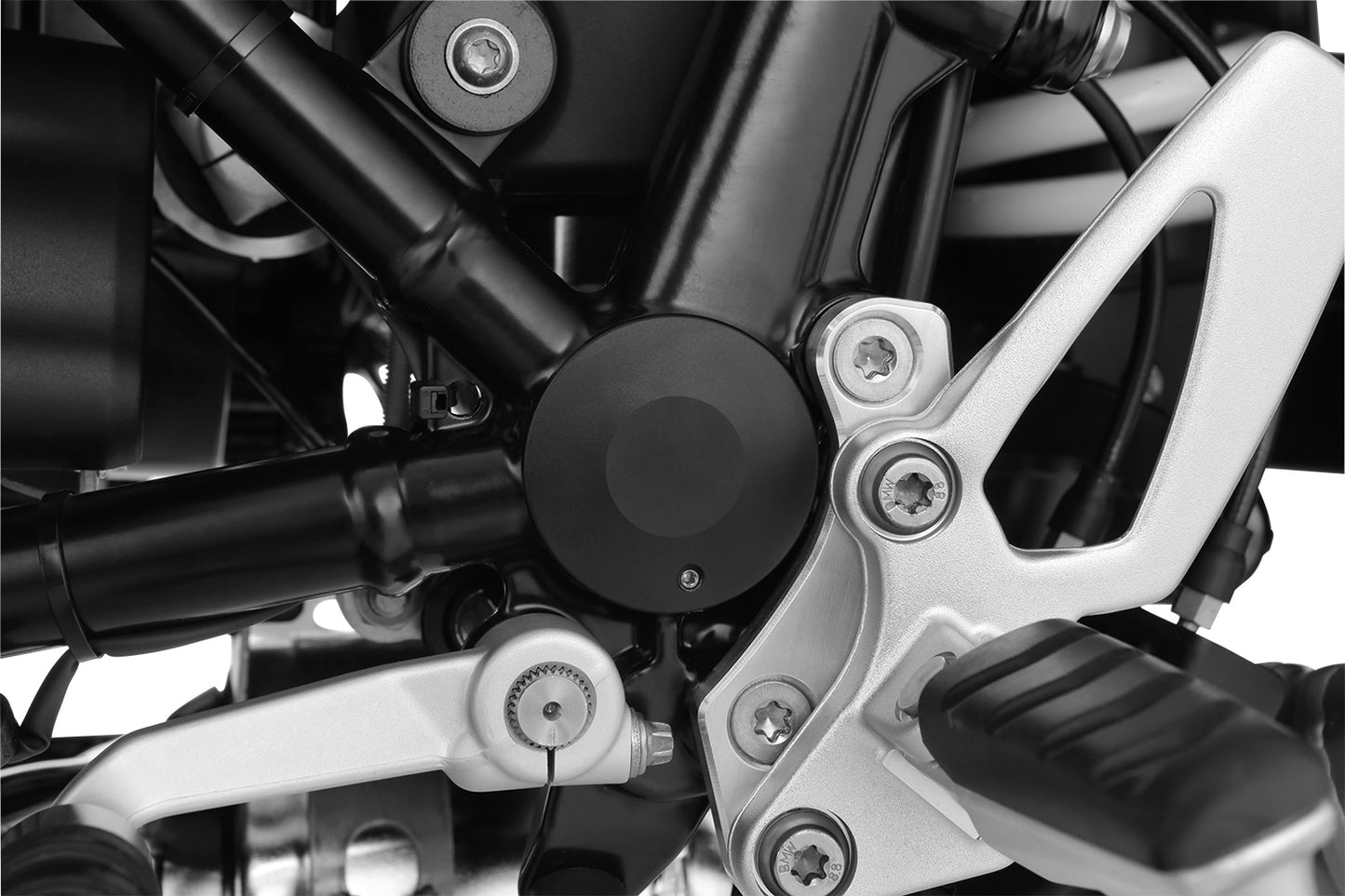 BMW R Nine T Ergonomics - Footrest Lowering Kit