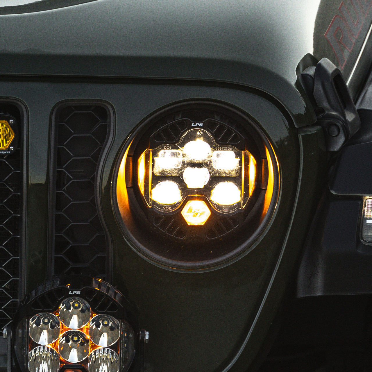 JEEP WRANGLER W/HALOGEN HEADLIGHTS -DOT LP6 LED HEADLIGHT