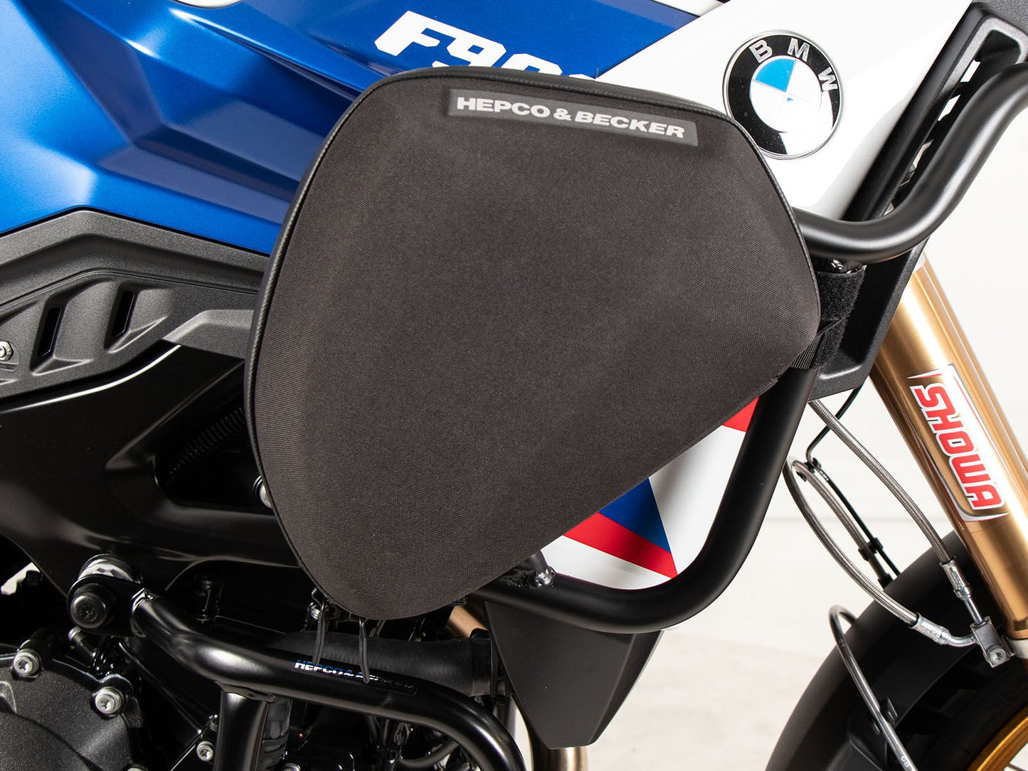 BMW F 900 GS Protection - Tank Guard