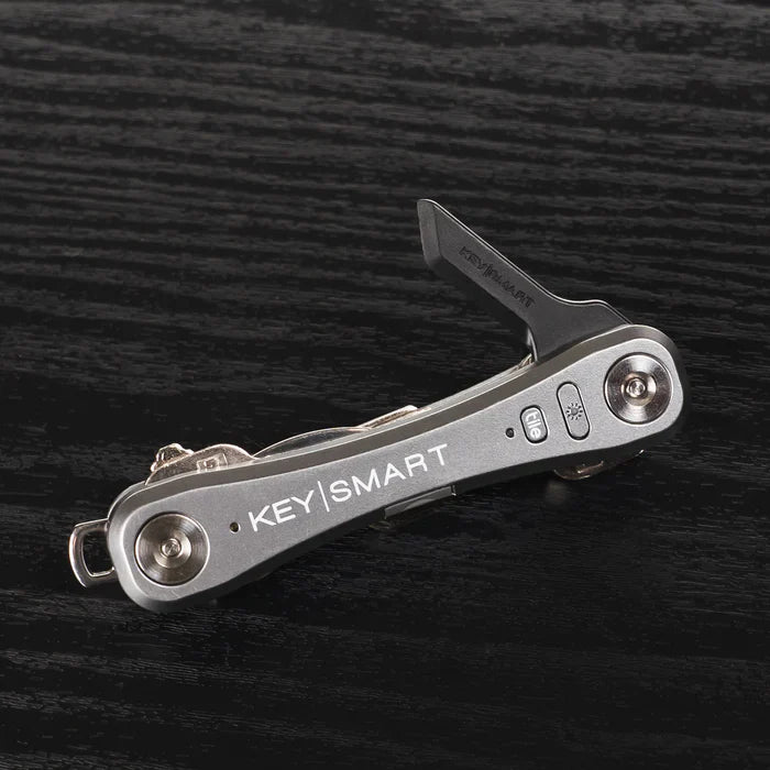 SafeBlade™ Box Cutter