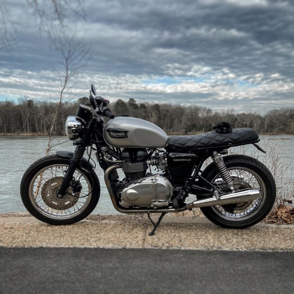 Triumph Bonville Seat- Skinny Black (The Mamba)