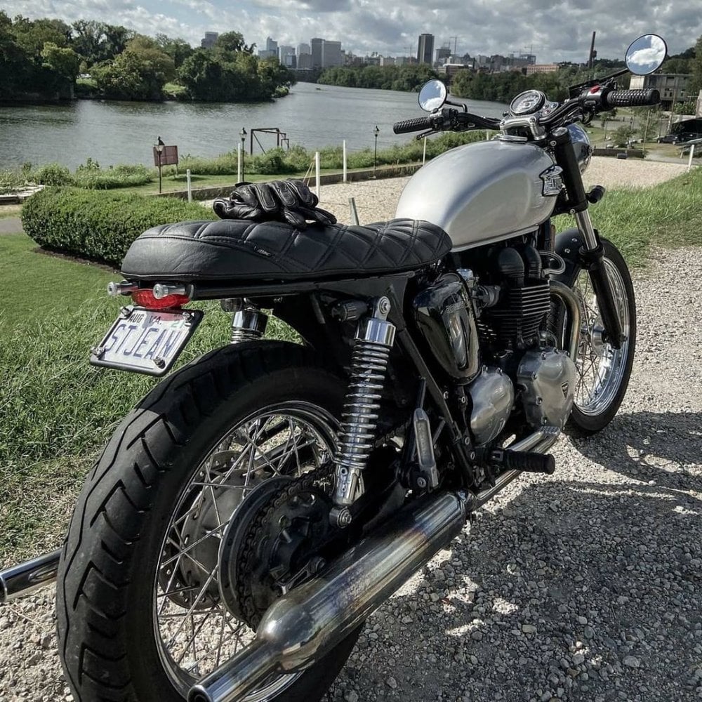 Triumph Bonville Seat- Skinny Black (The Mamba)