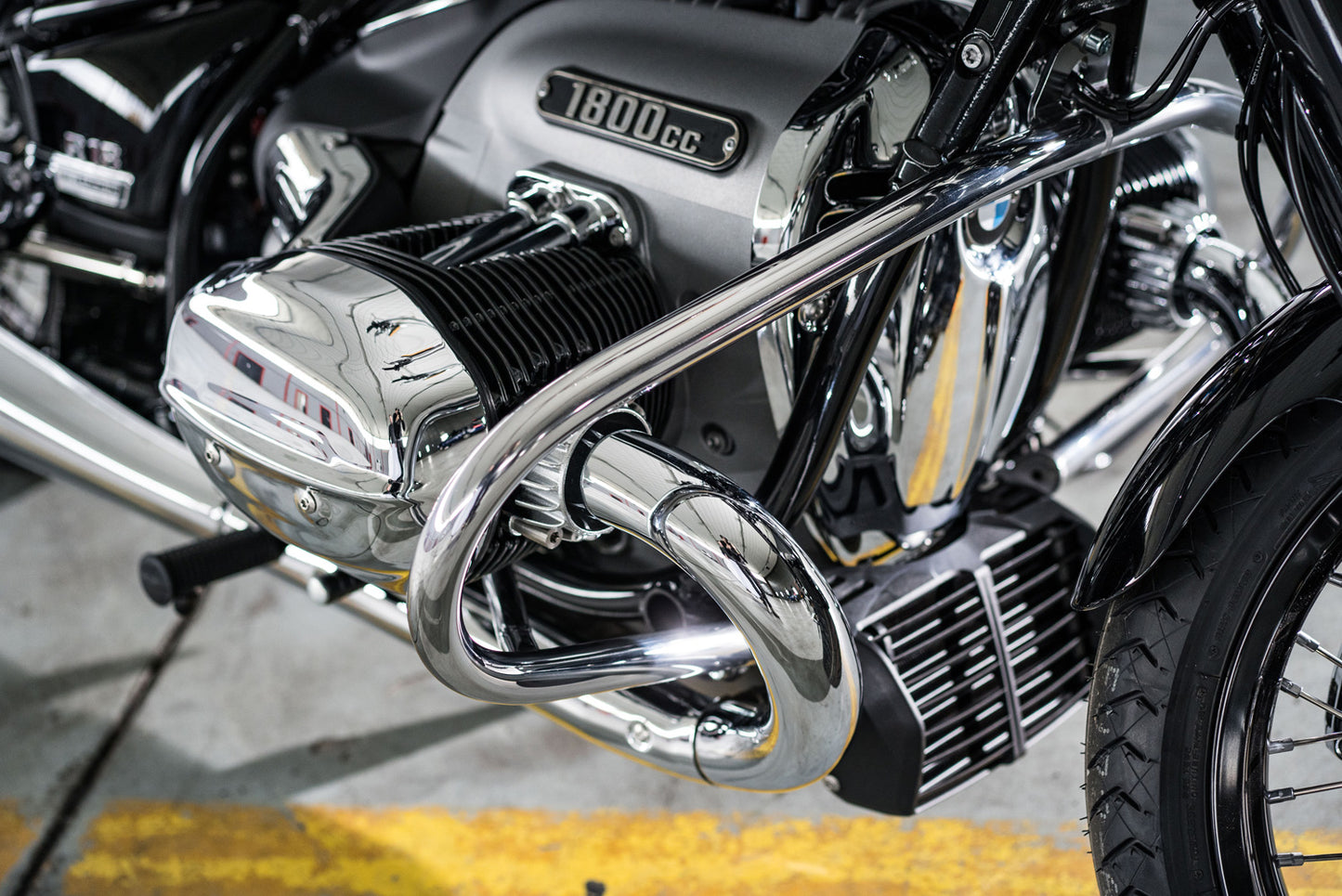 BMW R18 Protection - Engine Guard