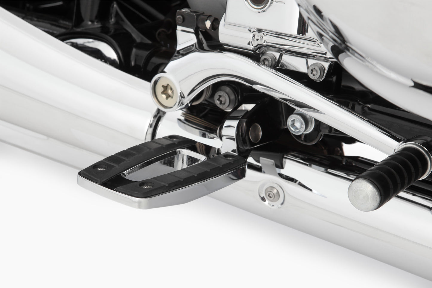 BMW R18 Ergonomics - Footpegs