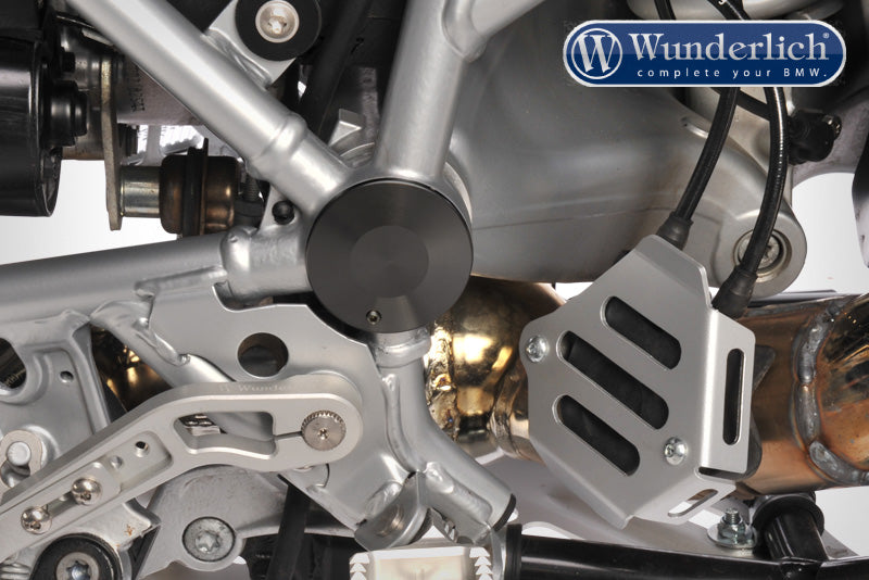 BMW RNineT Styling - Swingarm Pivot Cover.
