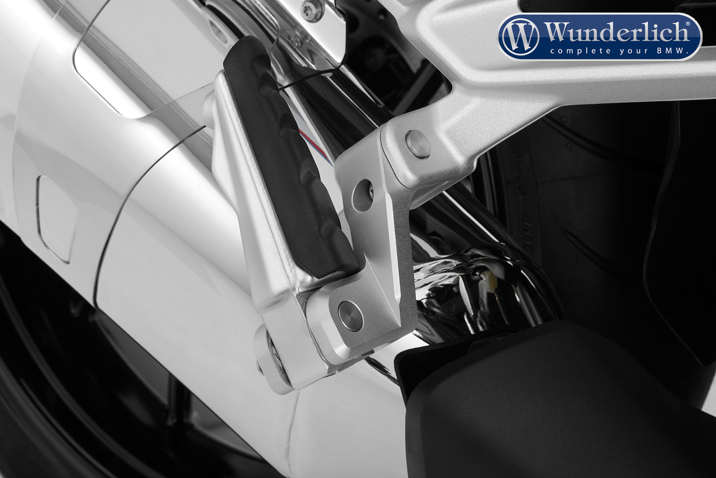 BMW R1250R Ergonomics - Passenger Footrest Lowering Kit.