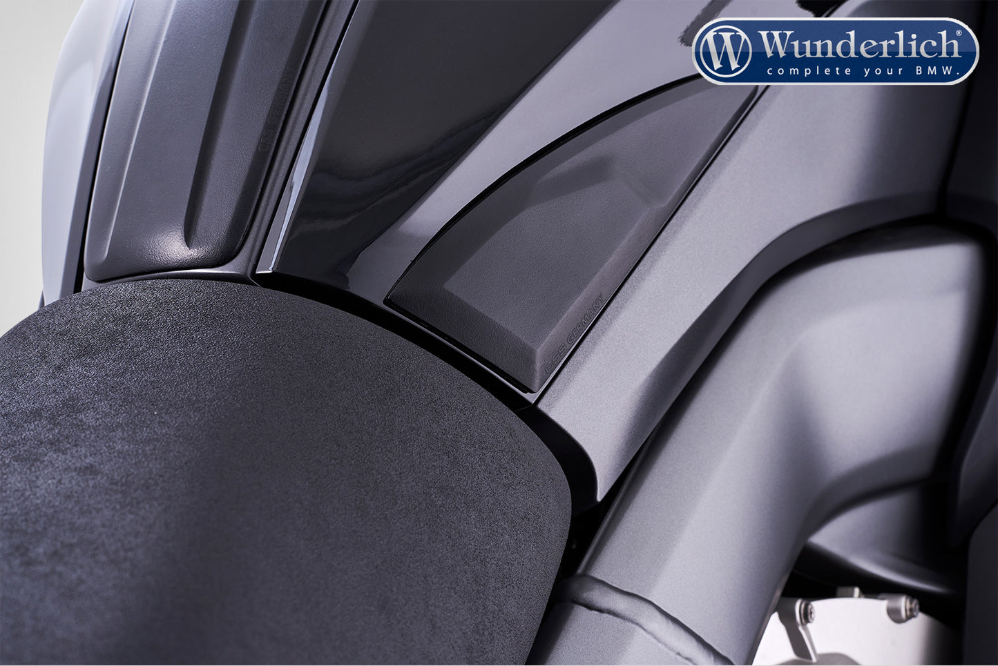 BMW K 1600GA Ergonomics - Tank Pad.
