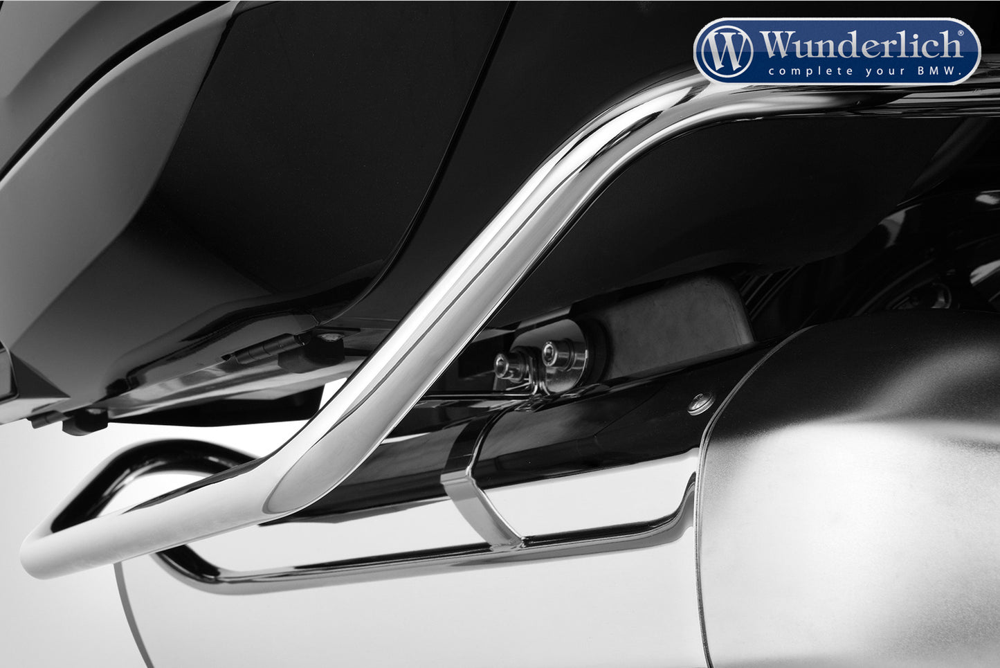 BMW K1600B Protection - Side Luggage Bar.