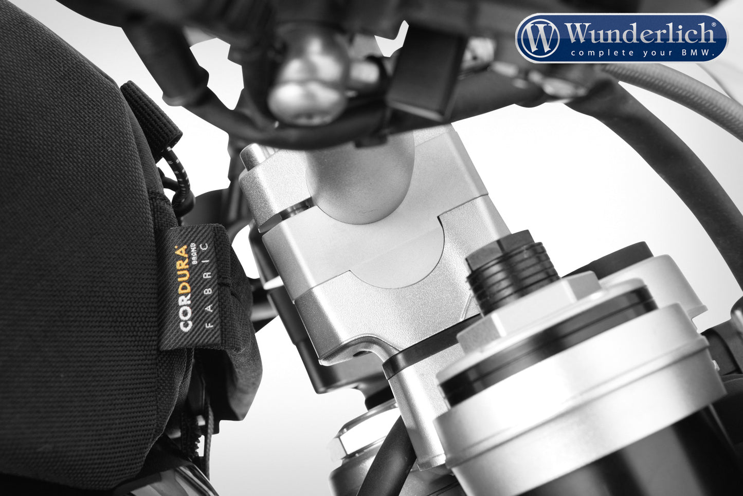 BMW S1000R Ergonomics - Risers +20mm.