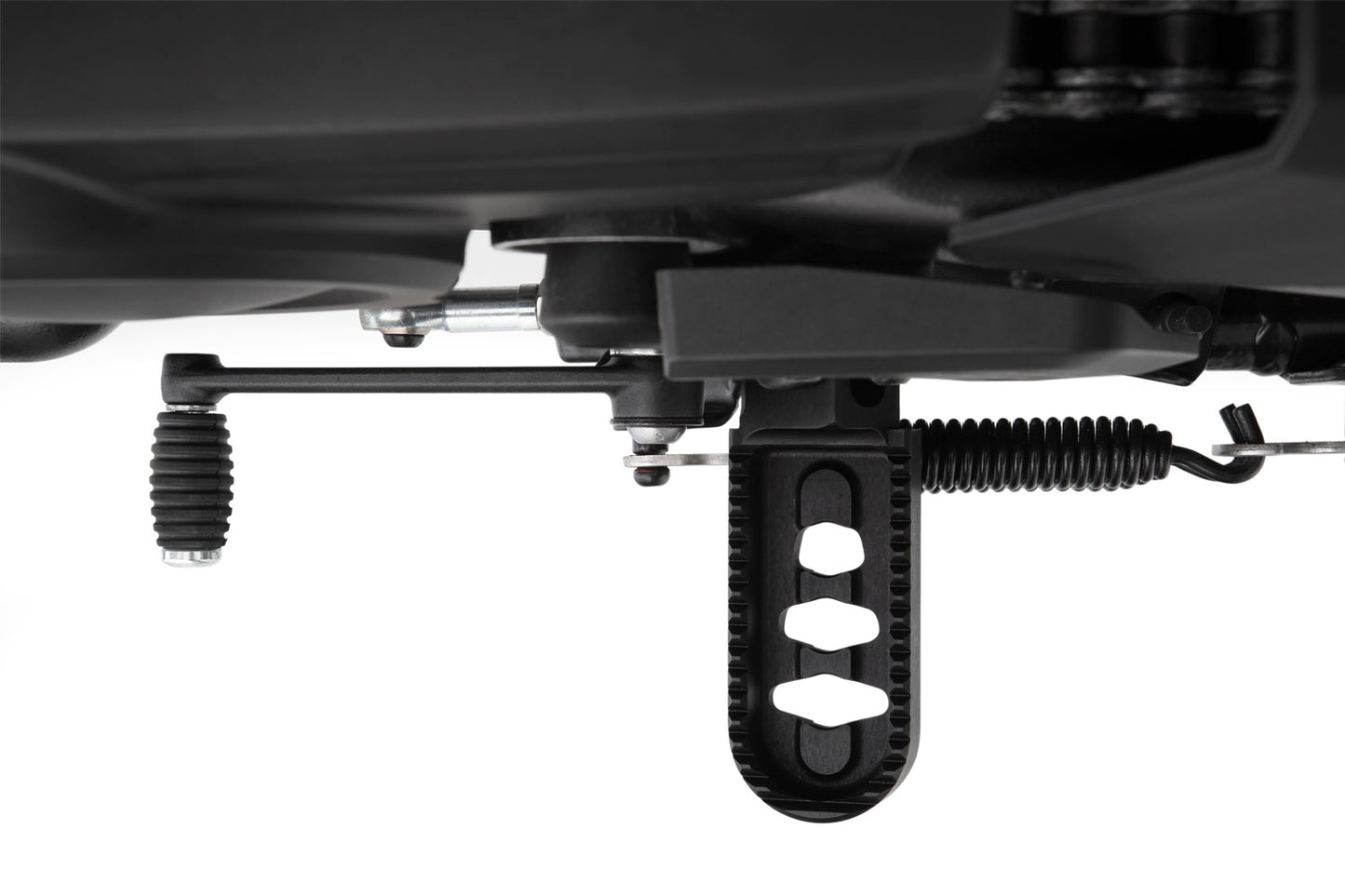HD PAN America Ergonomics - Lowering footrests