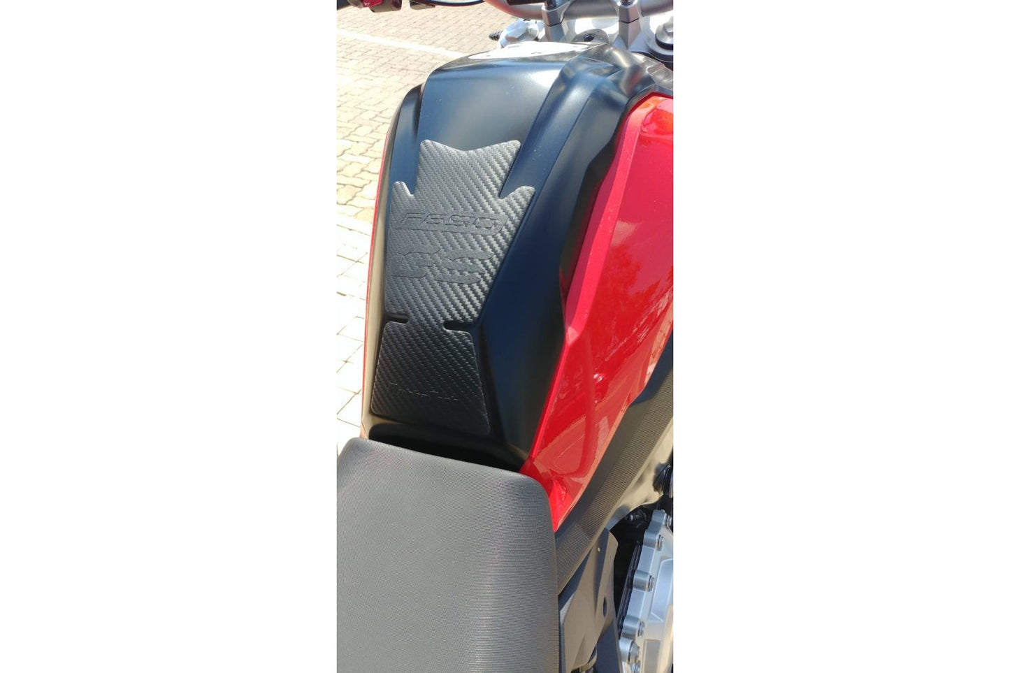 BMW F 750 GS Ergonomics - Tank Pad