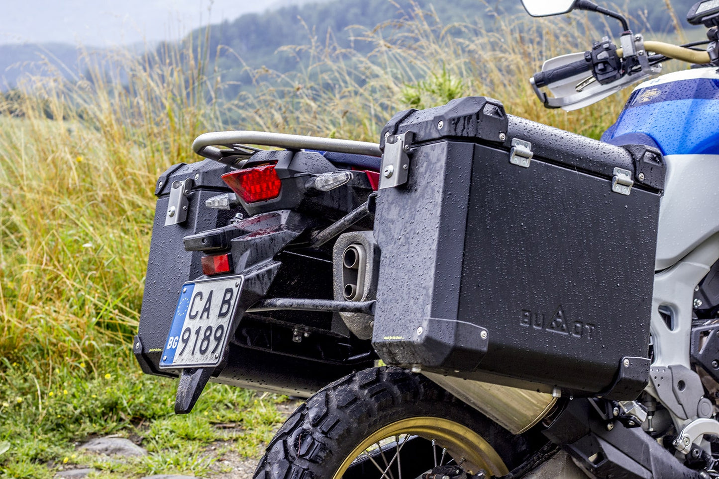 Bumot Luggage - Side case Only - EVO Defender (Black, Aluminium & Grey).