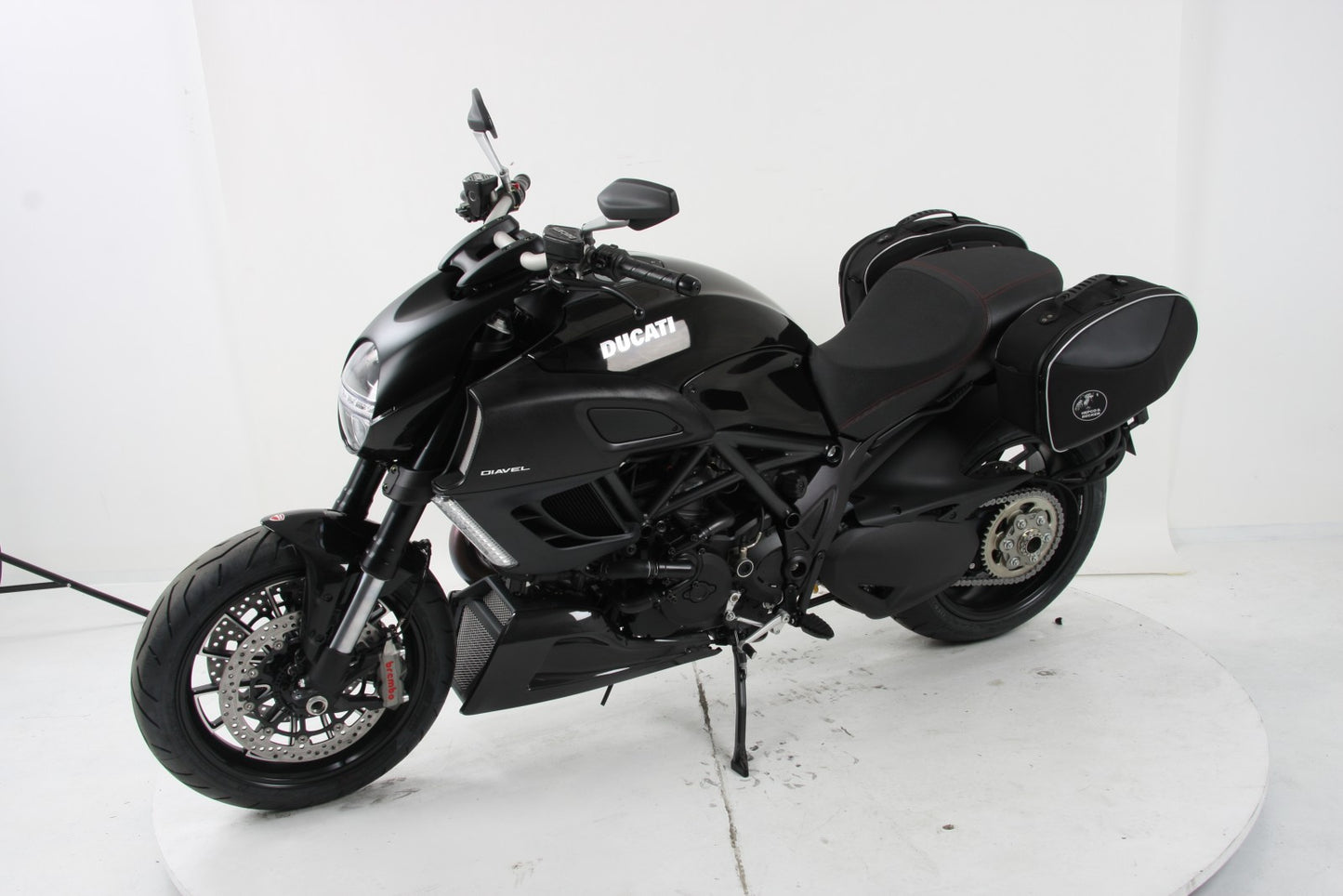 Ducati Diavel Sidecases Carrier - C-Bow.