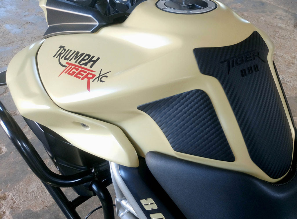 Triumph Tiger 800 Ergonomics - Knee Pad.
