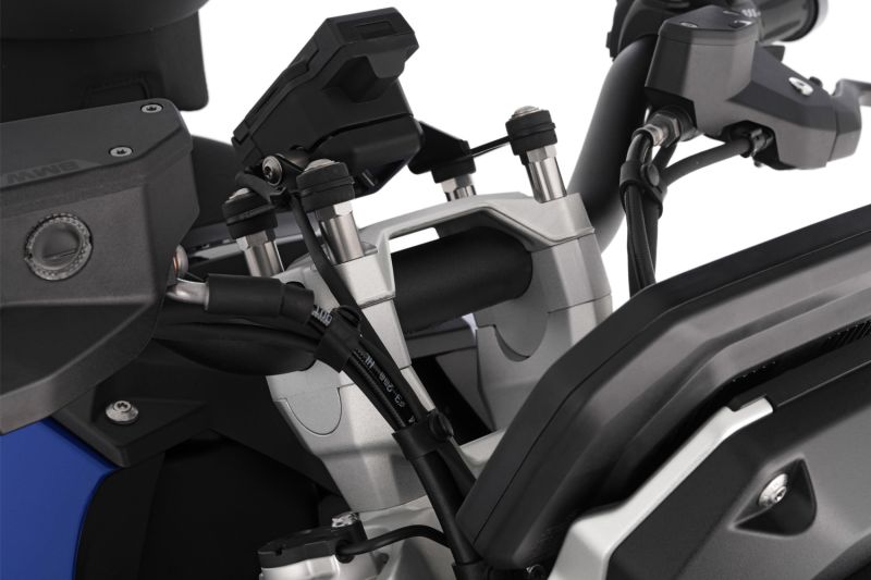 BMW R 1300 R Ergonomics - Handlebar Risers