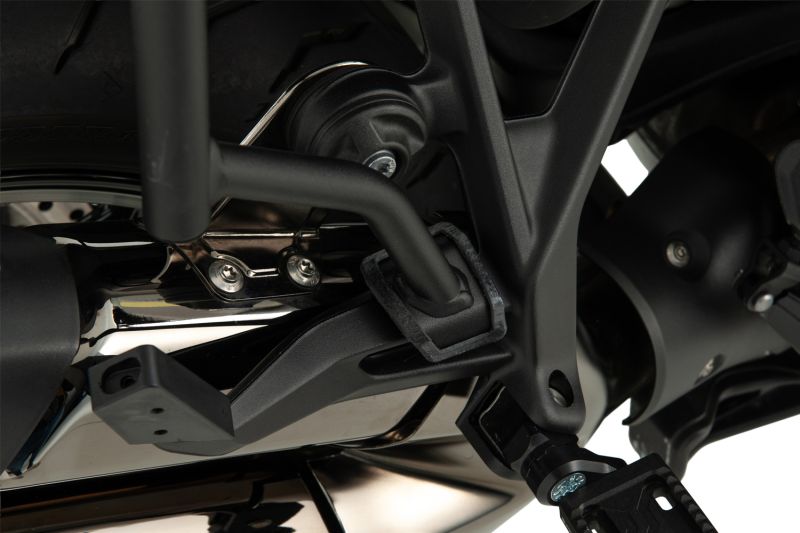 BMW R 1300 R Luggage - Sidecases Set X-CASE X30 with BMW luggage mounts