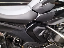 BMW R1300GS Ergonomics - Frame Protector