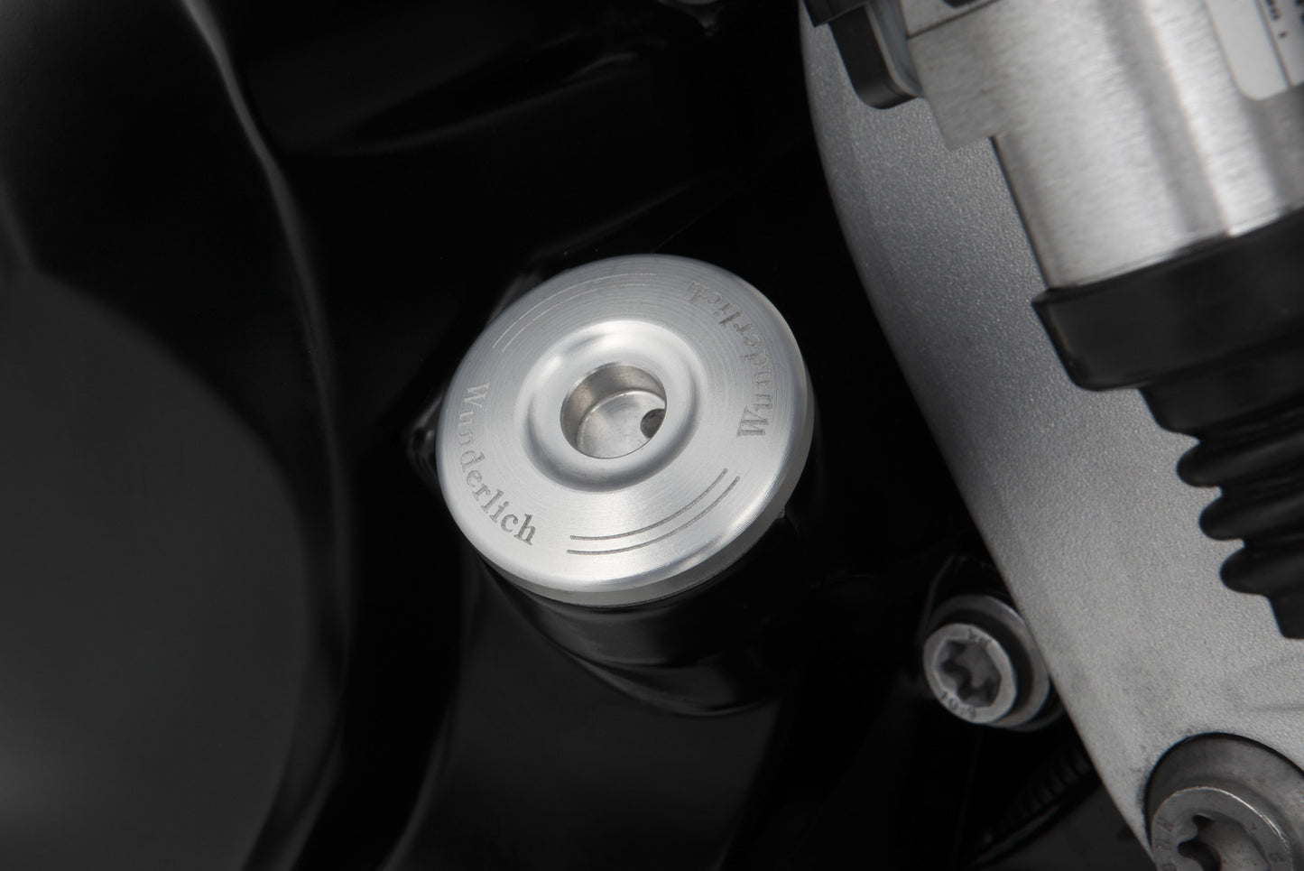 BMW Motorrad Ergonomics - Oil plug