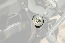 BMW Motorrad Ergonomics - Oil plug