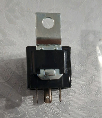 Roots Relay 5 PIN 12V 40A