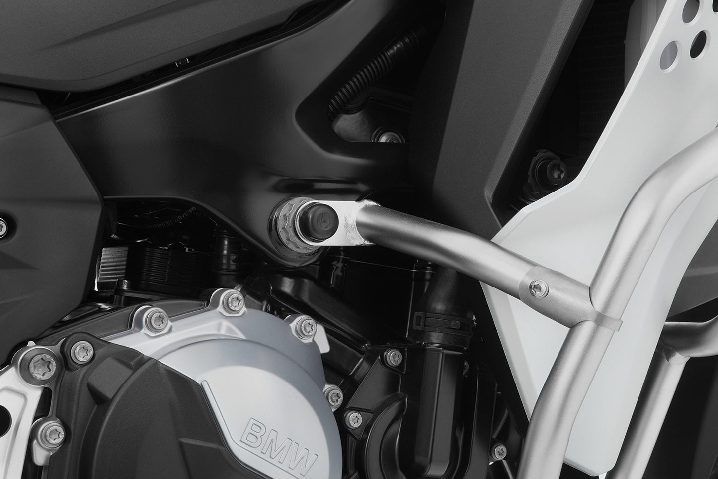 BMW F 900 GSA Protection - Reinforcement Bar