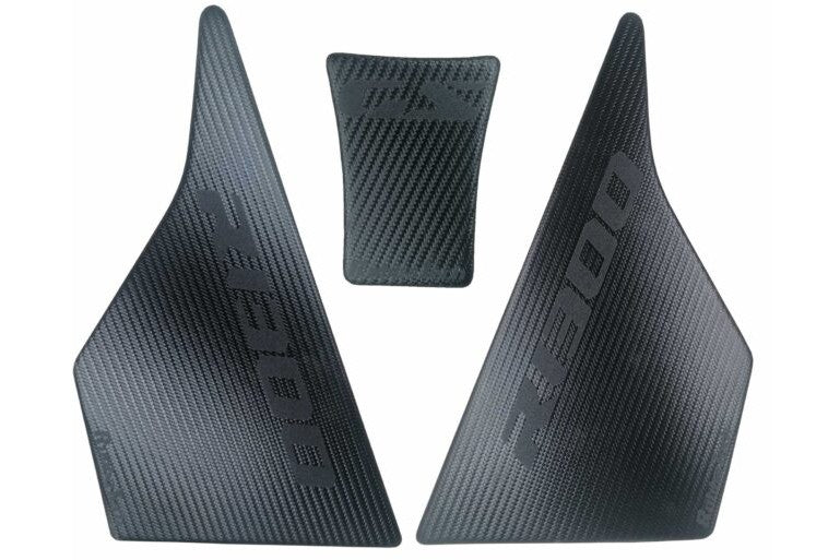 BMW R1300GS Adventure Ergonomics - Tank and Knee Pads