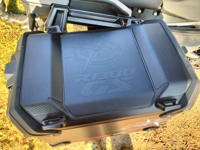 BMW R1300 GSA Styling - Sidecase Top Rubber (Set)