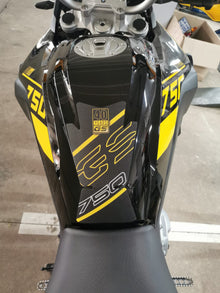 BMW F750GS Ergonomics - Tank Pad