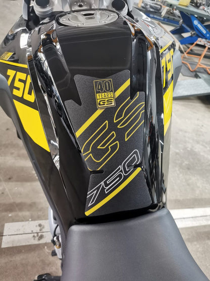 BMW F750GS Ergonomics - Tank Pad