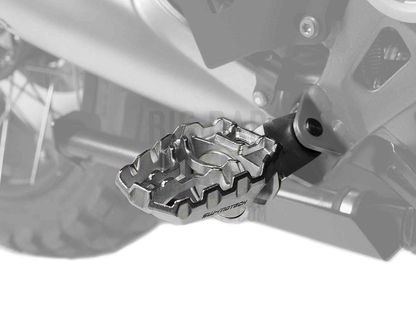 BMW R1250GSA Ergonomics - EVO Footrest Kit