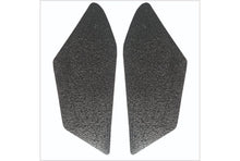 BMW R1300GS Ergonomics - Lower Side Panel