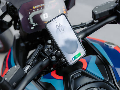 Weatherproof Wireless Charging Head Quad Lock®