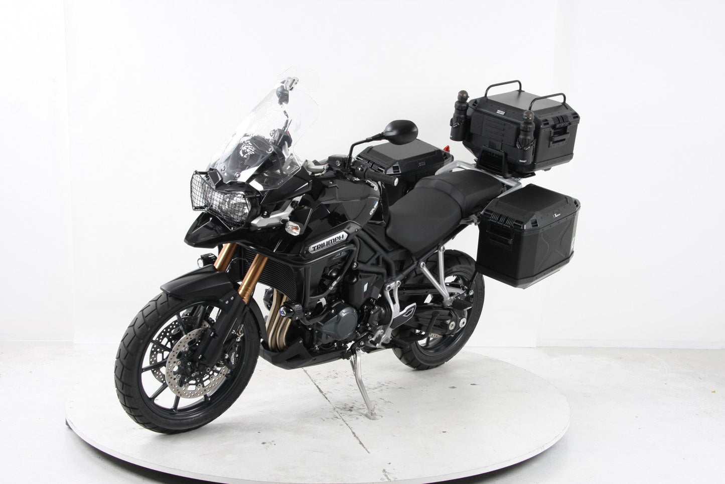 Triumph Tiger Explorer 1200 Carrier - Sidecases 'Lock It'.