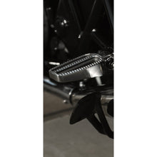 Triumph Bonneville Ergonomics - FootPegs (Ranger) Solo Rider Set