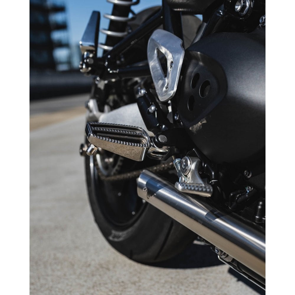 Triumph Bonneville Ergonomics - FootPegs (Ranger) Solo Rider Set