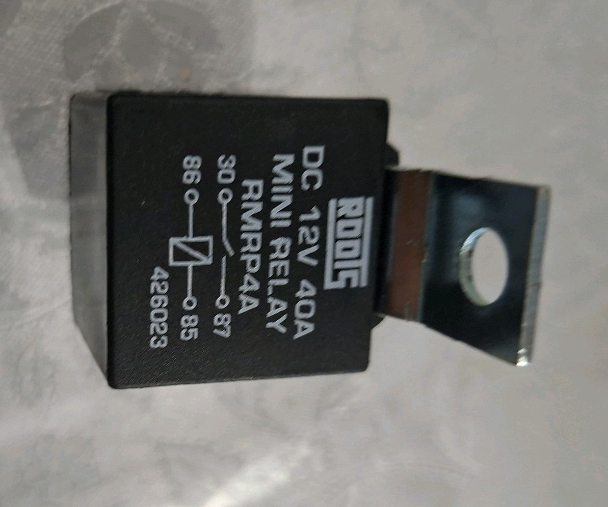 Roots Relay 5 PIN 12V 40A