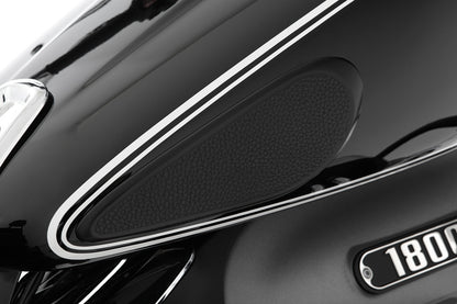 BMW R18 Ergonomics - Tank Pads