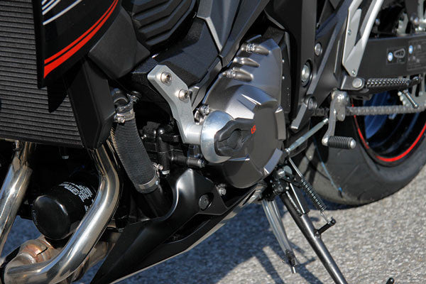 Kawasaki ZX6R Protection - Frame Sliders.