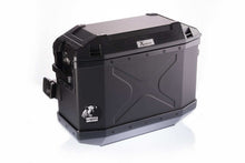 Aluminum-plastic composite sidecase Xplorer 40, black, robust design with anodized aluminum and impact-resistant plastic moldings.