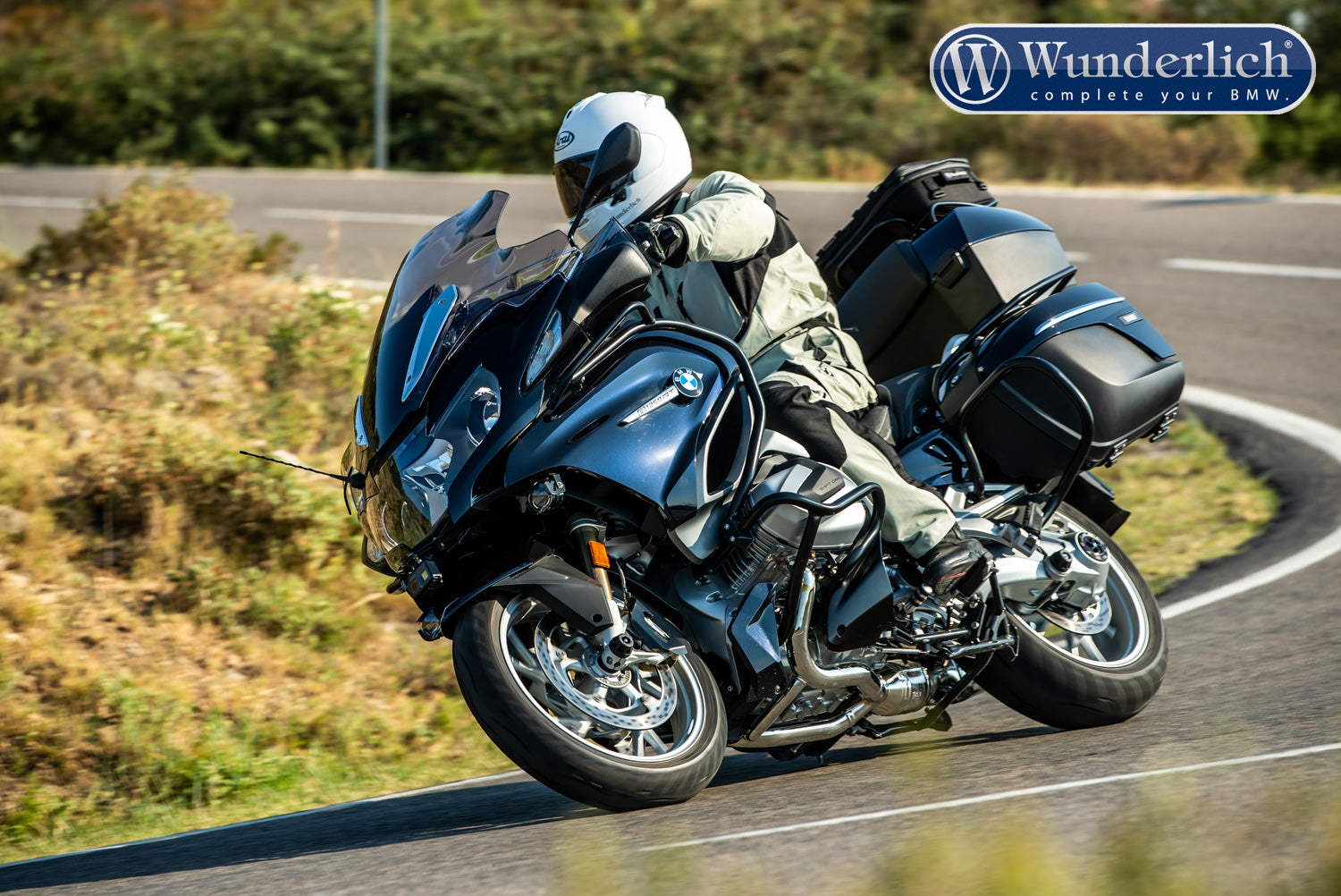 BMW R 1250 RT Protection - Engine Crash Bars.