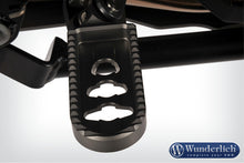 BMW R1250GS Ergonomics - Footpegs (25mm Lowered).