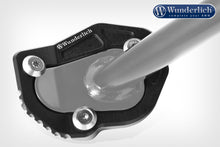 BMW RNineT Ergonomics - Side Stand Enlarger.