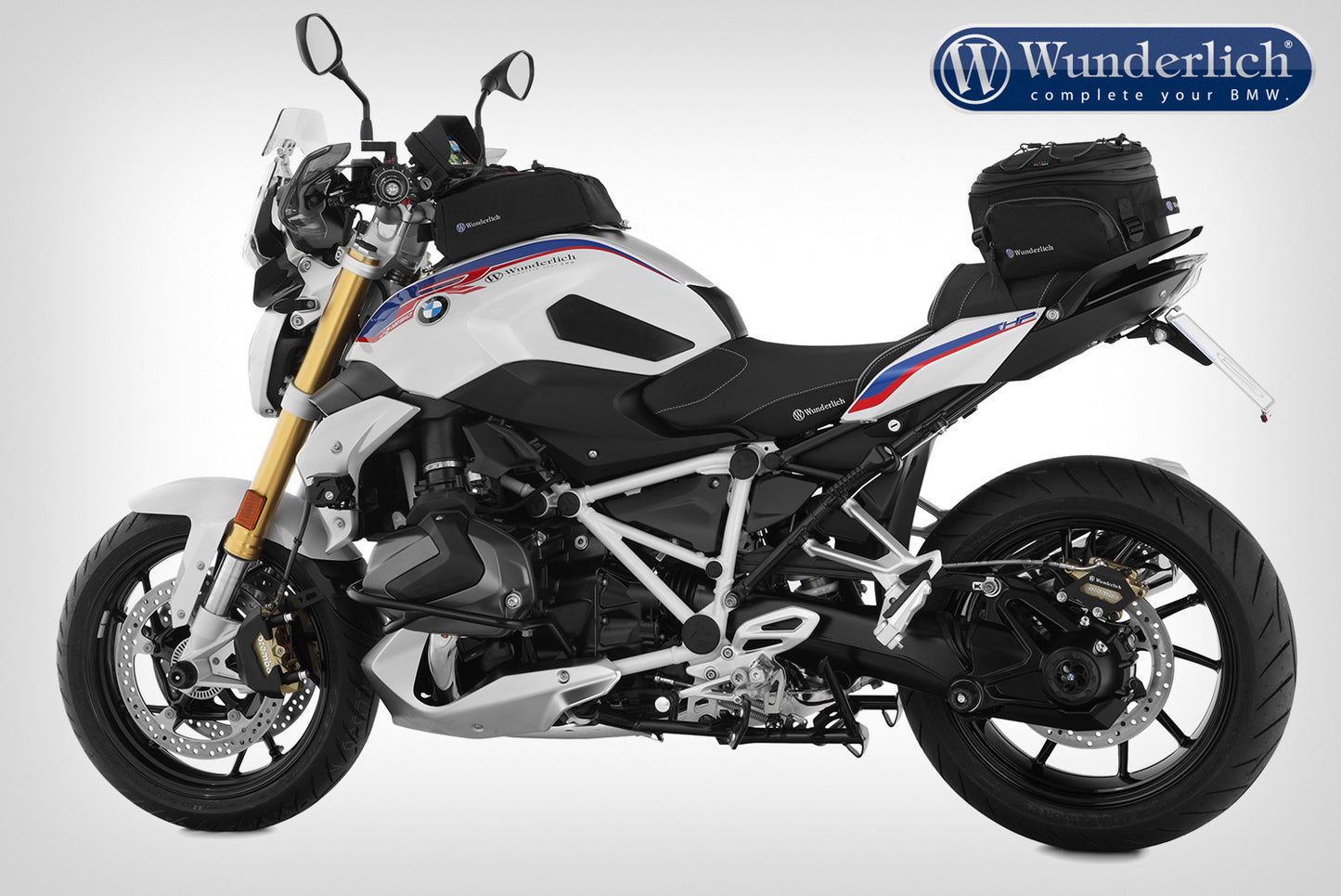 BMW R1250R Ergonomics - Tank Pads.