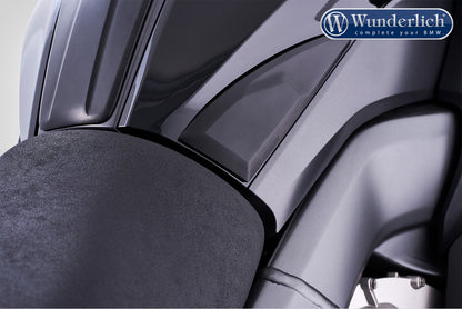 BMW K 1600GA Ergonomics - Tank Pad.